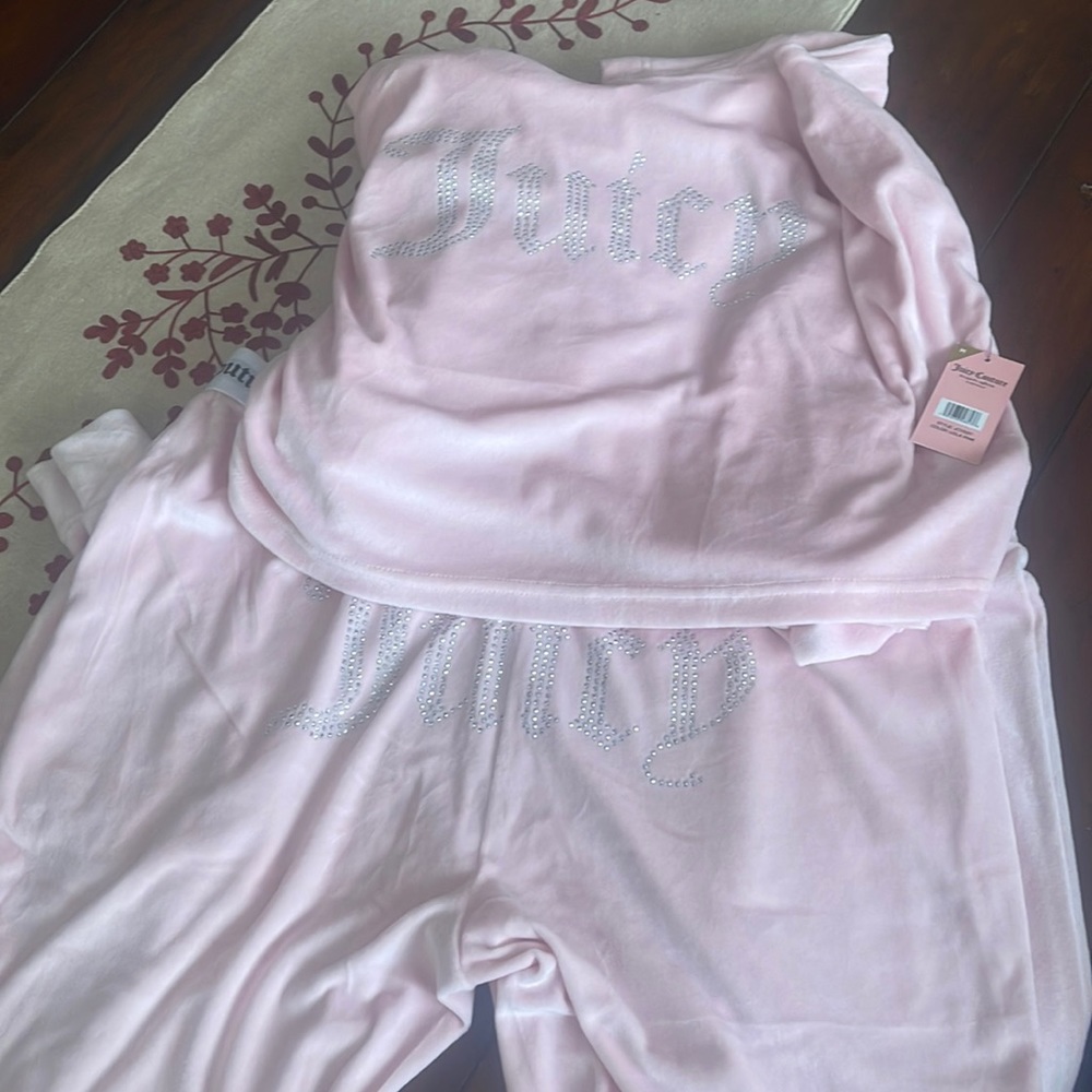 Juicy couture sleep set